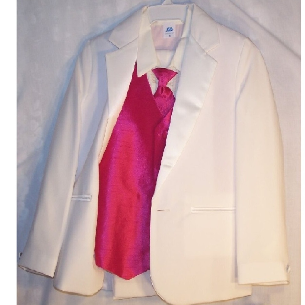 NWT Boys 5pc Ivory Tuxedo Fuchsia Neck Tie & Vest Ring Bearer Easter sz 8